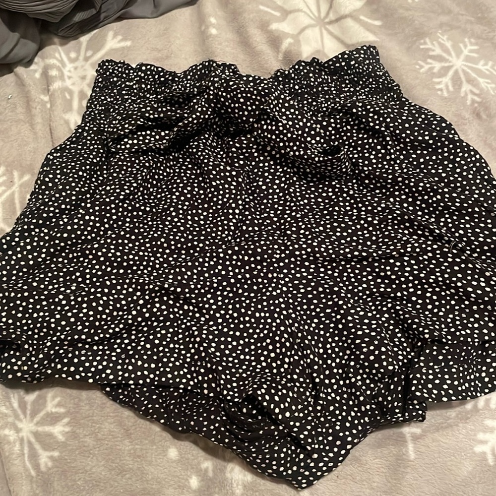 Hollister bow shorts